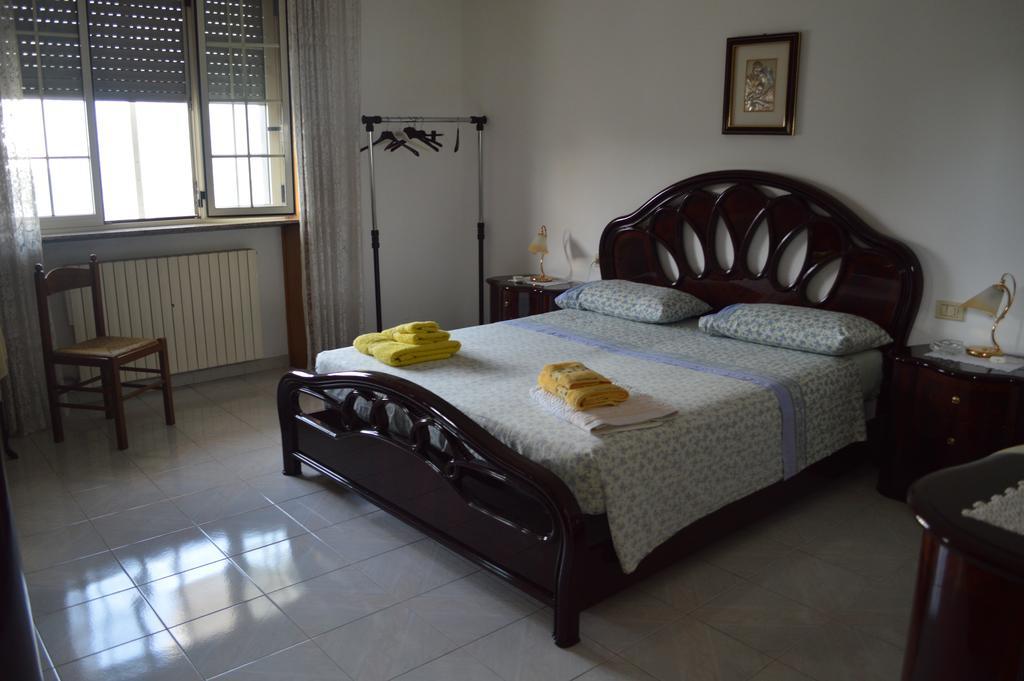 B&B Le Rose Vignacastrisi Ruang foto